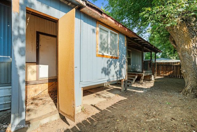 411 S Olive Ave, 1, Sandpoint, ID 83864