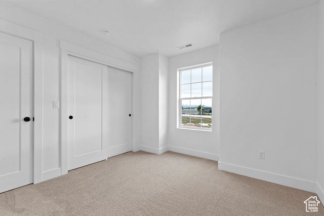 3186 W 2600 N, Clinton, UT 84015