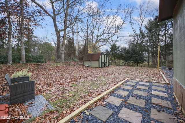6 Taft Street, Howell, NJ 07731