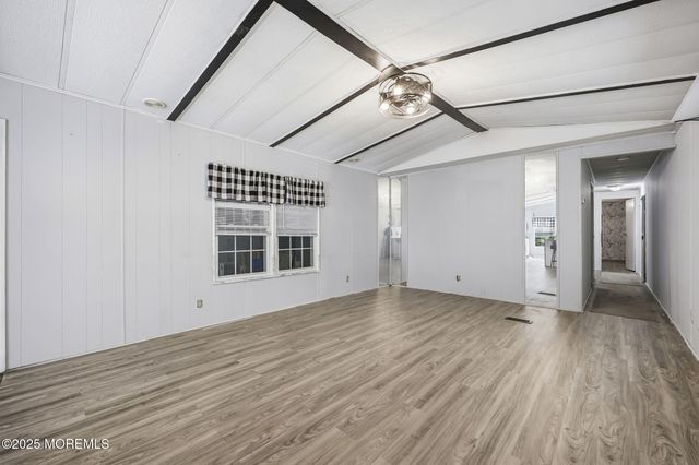 6 Taft Street, Howell, NJ 07731