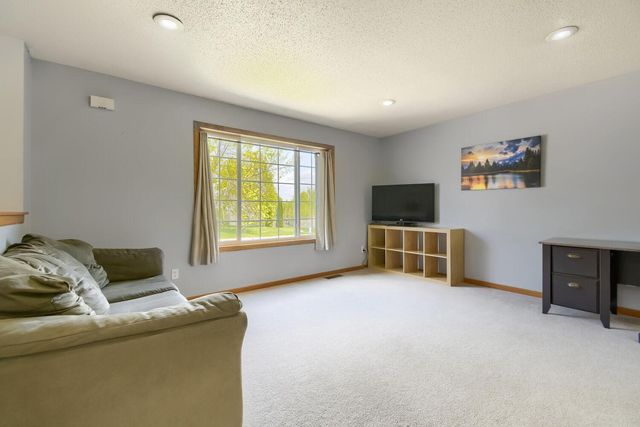 1702 Griffing Park Road, Buffalo, MN 55313