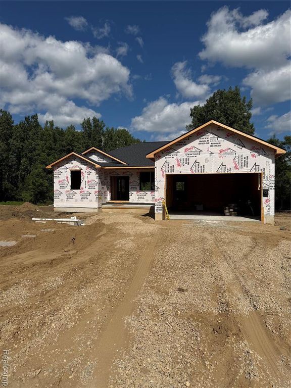 3051 Mill Road, Dryden, MI 48428