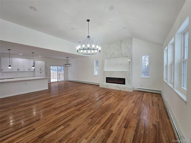 490 State Route 211, Cuddebackville, NY 12729
