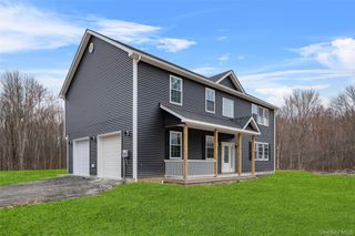490 State Route 211, Cuddebackville, NY 12729