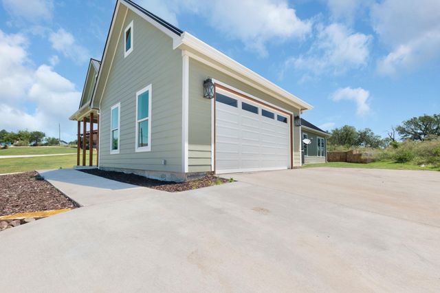908 Sandy Mountain DR, Sunrise Beach, TX 78643
