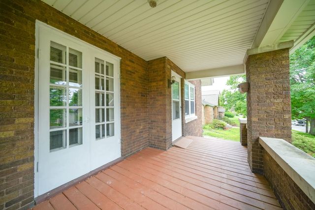 1535 Benton Street, Rockford, IL 61107