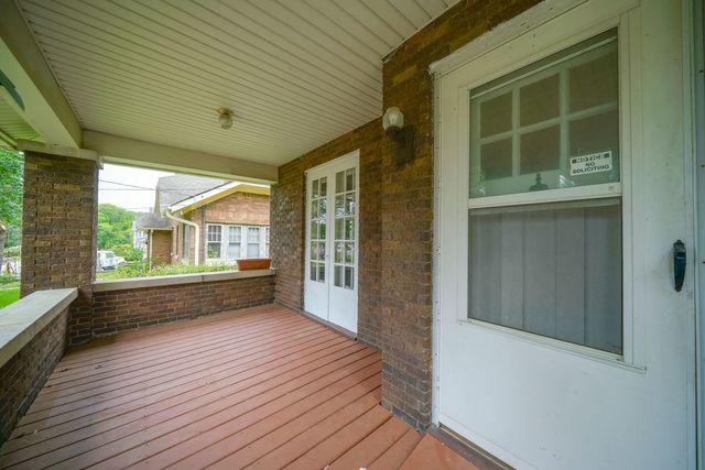 1535 Benton Street, Rockford, IL 61107