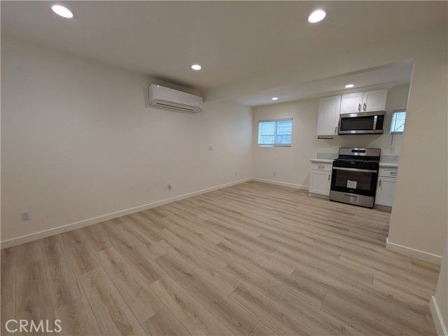 200 E Phillips St 202, Ontario, CA 91761