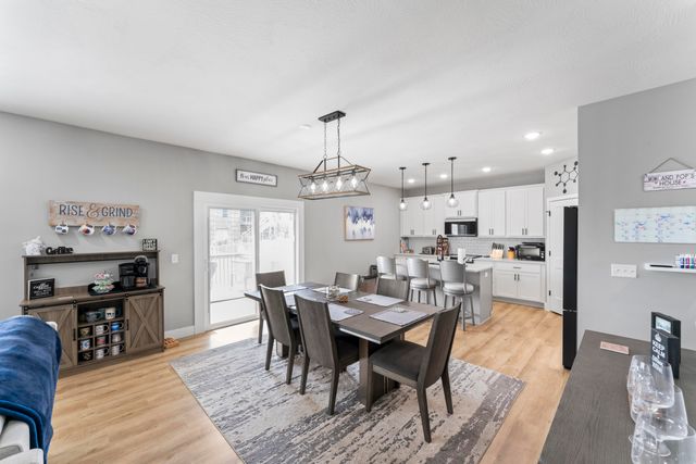2101 N Affirmed Avenue, Springfield, MO 65802