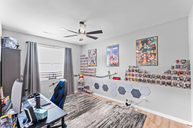 2101 N Affirmed Avenue, Springfield, MO 65802