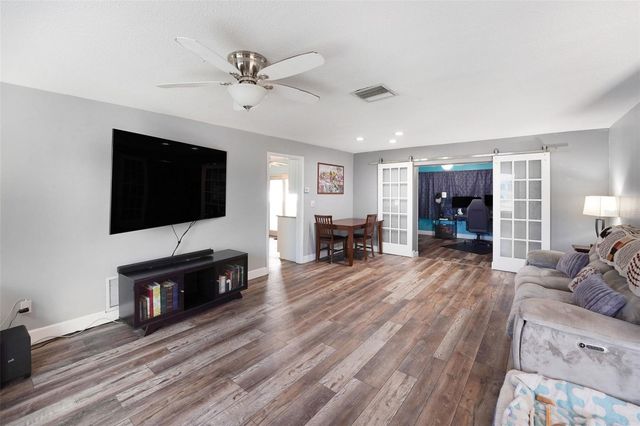 2561 BLACKWOOD CIRCLE, Clearwater, FL 33763