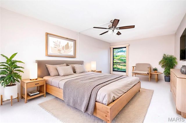 539 Coeur De Royale Drive 307, Creve Coeur, MO 63141