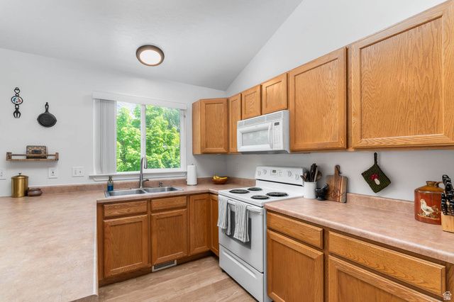 1229 S 1460 E, Provo, UT 84606
