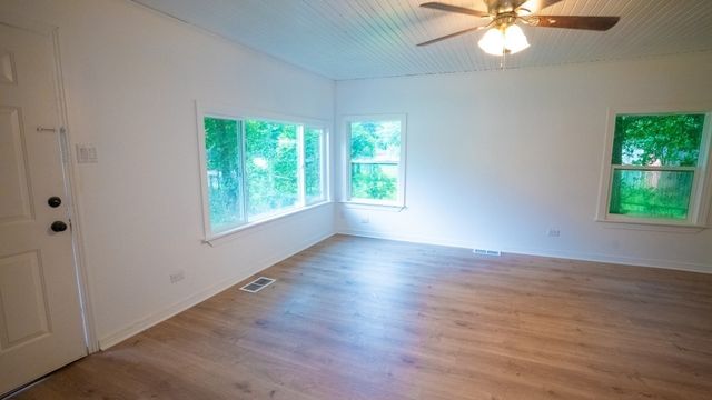 401 W Carolina Street, Palestine, TX 75803