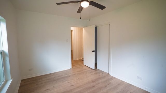 401 W Carolina Street, Palestine, TX 75803