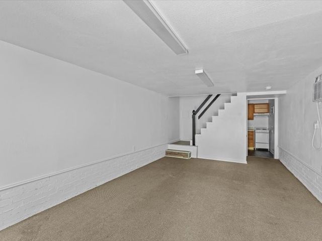 401 W Carolina Street, Palestine, TX 75803