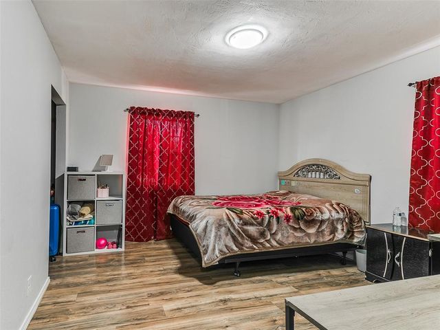 2216 SW 60th Streets, Oklahoma City, OK 73159