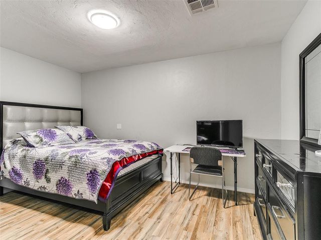 2216 SW 60th Streets, Oklahoma City, OK 73159