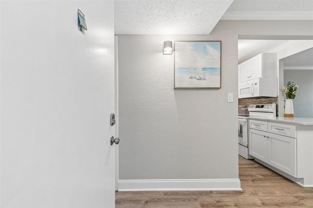 239 S MCMULLEN BOOTH ROAD 37, Clearwater, FL 33759