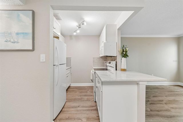 239 S MCMULLEN BOOTH ROAD 37, Clearwater, FL 33759