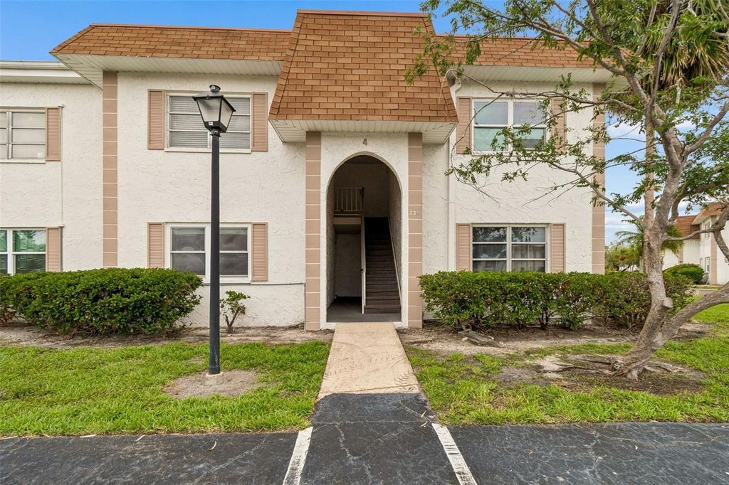 239 S MCMULLEN BOOTH ROAD 37, Clearwater, FL 33759
