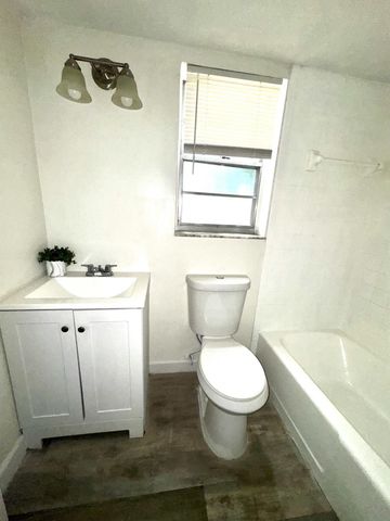 117 N E Street, Lake Worth Beach, FL 33460