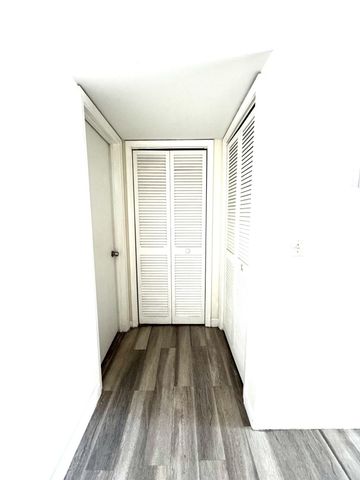 117 N E Street, Lake Worth Beach, FL 33460