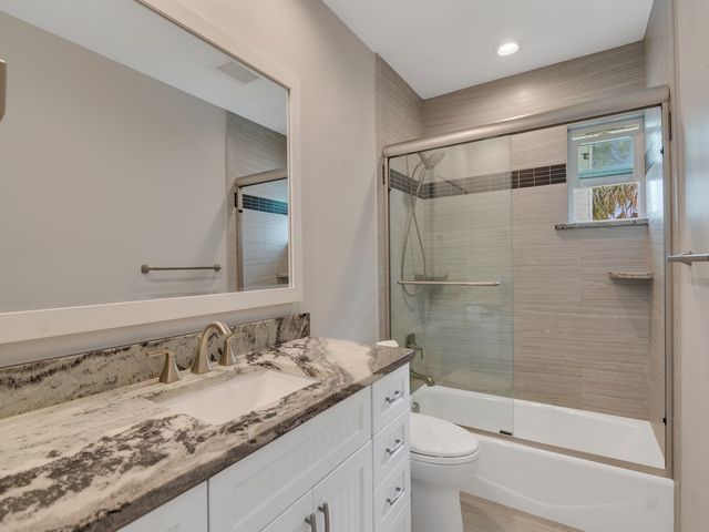 721 Shore Drive, Vero Beach, FL 32963