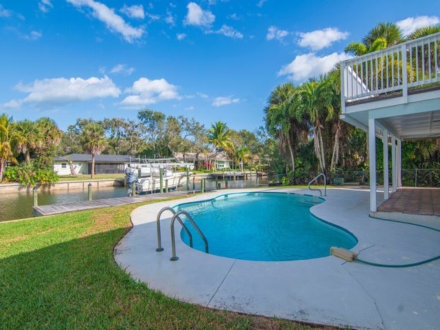 721 Shore Drive, Vero Beach, FL 32963