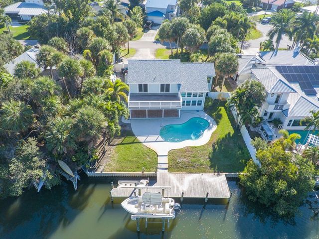 721 Shore Drive, Vero Beach, FL 32963