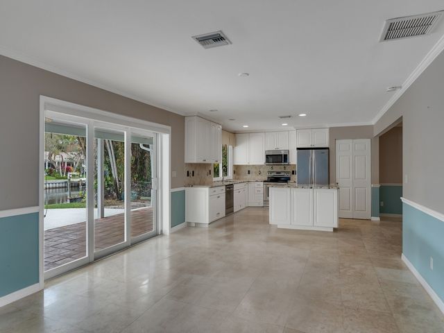 721 Shore Drive, Vero Beach, FL 32963