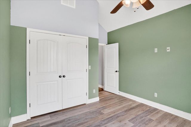 634 N Rockingham Avenue, Nixa, MO 65714