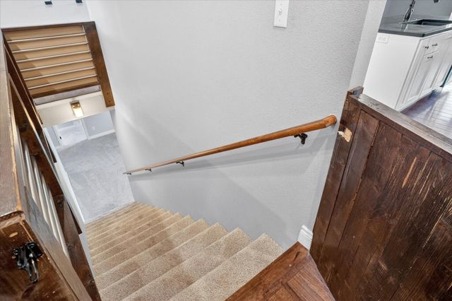 634 N Rockingham Avenue, Nixa, MO 65714