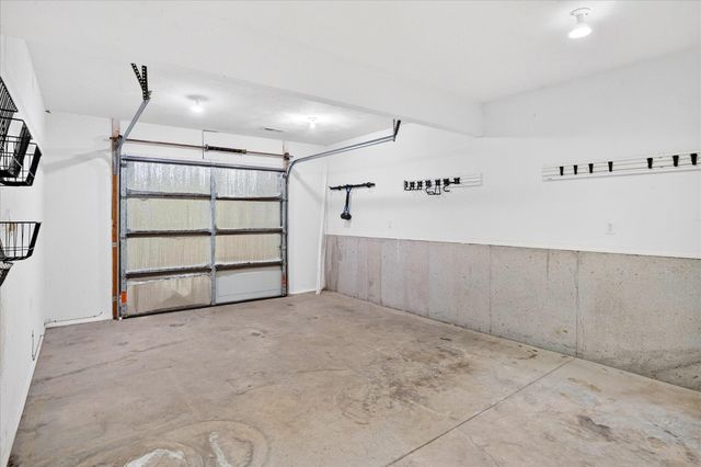 634 N Rockingham Avenue, Nixa, MO 65714