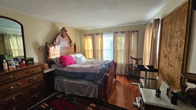 1124 Jackson Court, Waukegan, IL 60085