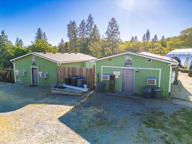 1178 Saratoga Way, Grants Pass, OR 97526