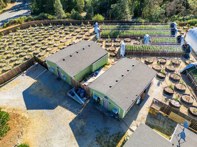 1178 Saratoga Way, Grants Pass, OR 97526