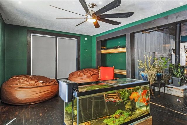 1024 N Brown Avenue, Springfield, MO 65802