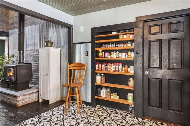 1024 N Brown Avenue, Springfield, MO 65802