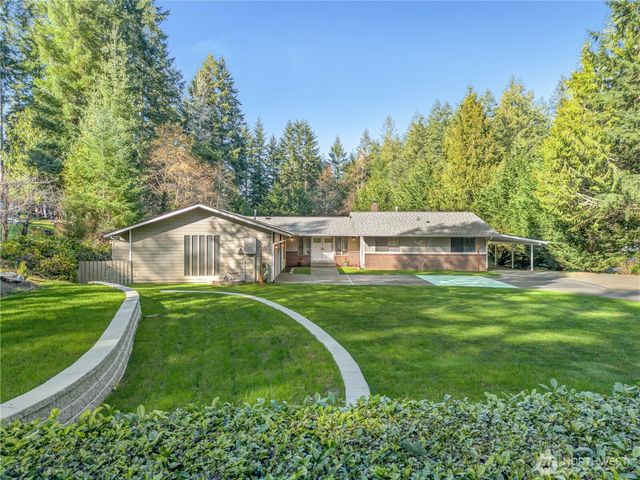 2925 SE Royalwood Place, Port Orchard, WA 98367