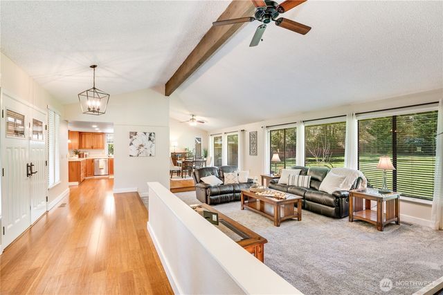 2925 SE Royalwood Place, Port Orchard, WA 98367