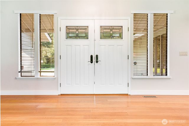 2925 SE Royalwood Place, Port Orchard, WA 98367