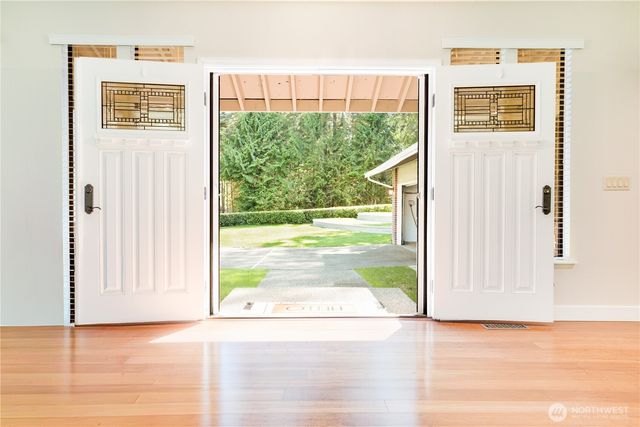 2925 SE Royalwood Place, Port Orchard, WA 98367