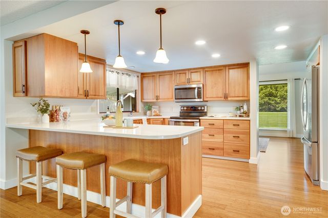 2925 SE Royalwood Place, Port Orchard, WA 98367