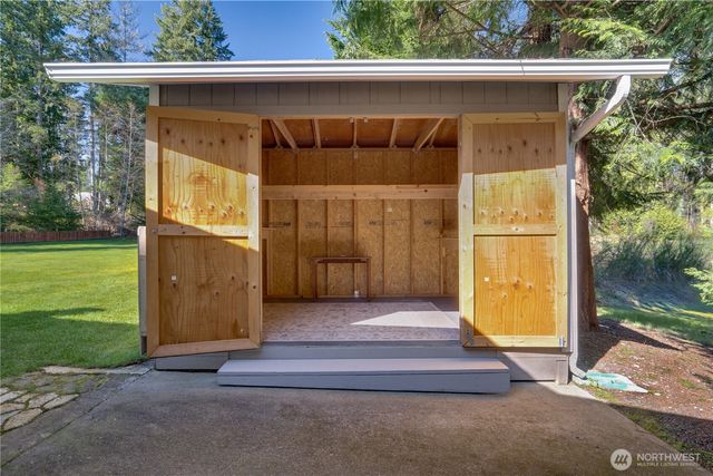 2925 SE Royalwood Place, Port Orchard, WA 98367