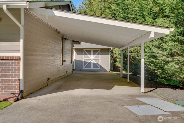 2925 SE Royalwood Place, Port Orchard, WA 98367