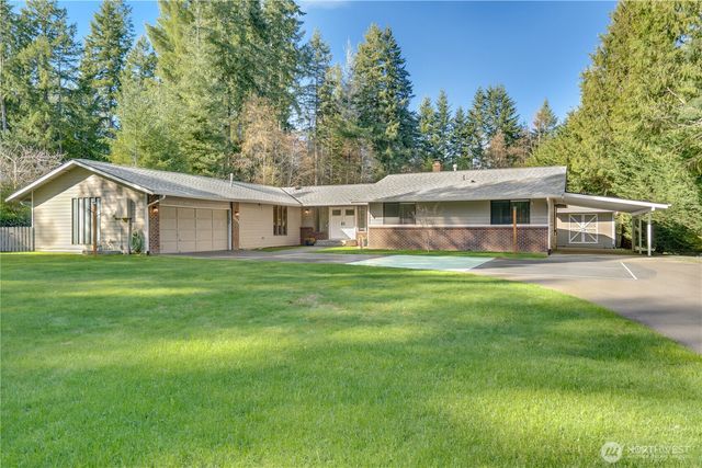 2925 SE Royalwood Place, Port Orchard, WA 98367