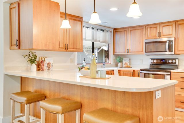 2925 SE Royalwood Place, Port Orchard, WA 98367