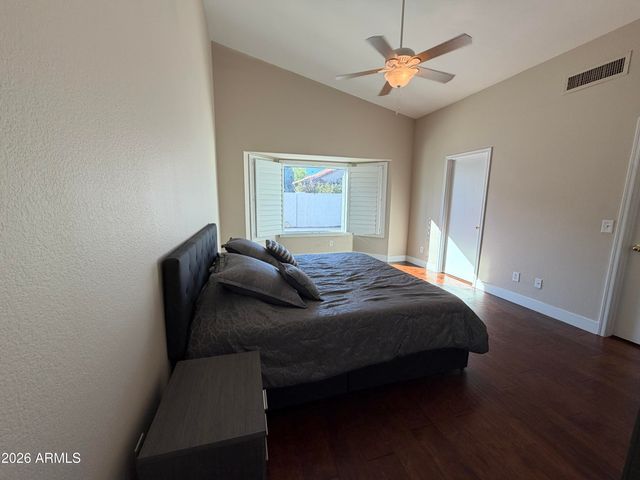 473 W SMOKE TREE Road, Gilbert, AZ 85233