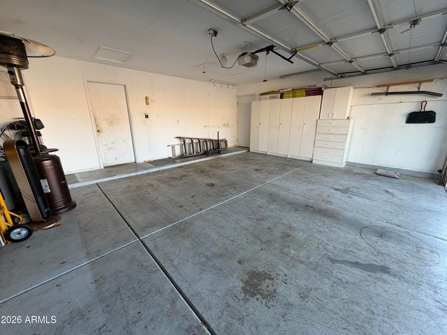 473 W SMOKE TREE Road, Gilbert, AZ 85233